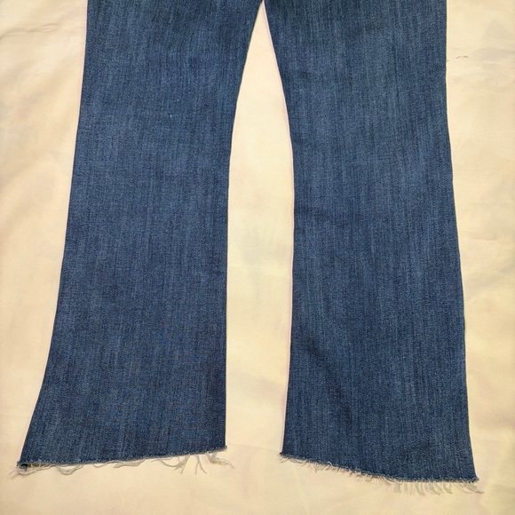 MOTHER- The Insider Crop Step Fray in Not Rough Enough Size 24 Cropped Jeans - Picture 7 of 9